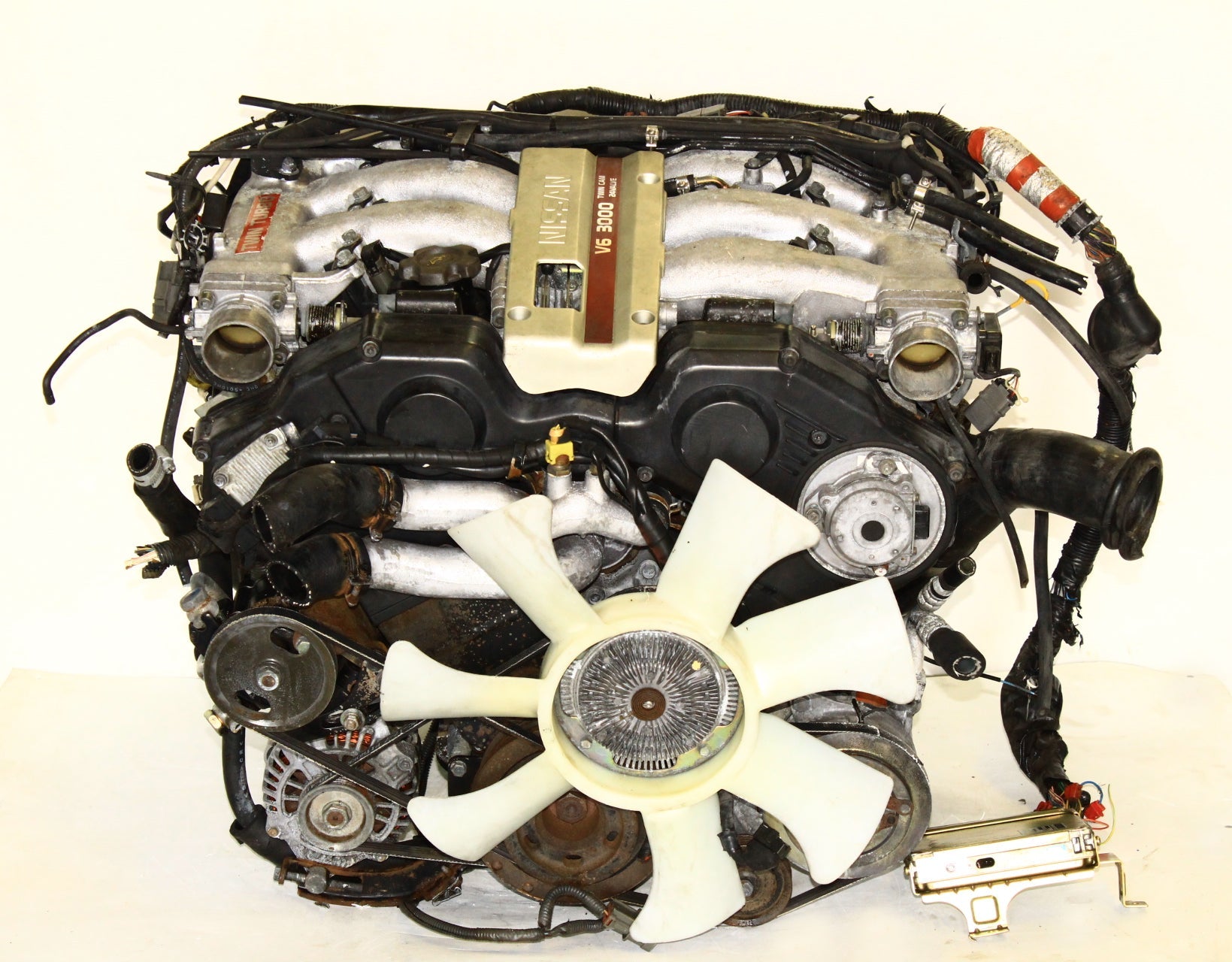 MB-126-560テスト済みエンジン販売 メルセデス―ベンツ126-560SEC部品取り中古車販売E/G-A/T他装備 (ウミ